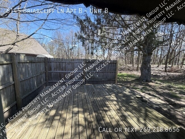 Building Photo - 6145 Briarcliff Ln