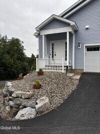 Building Photo - 544 NY-9P