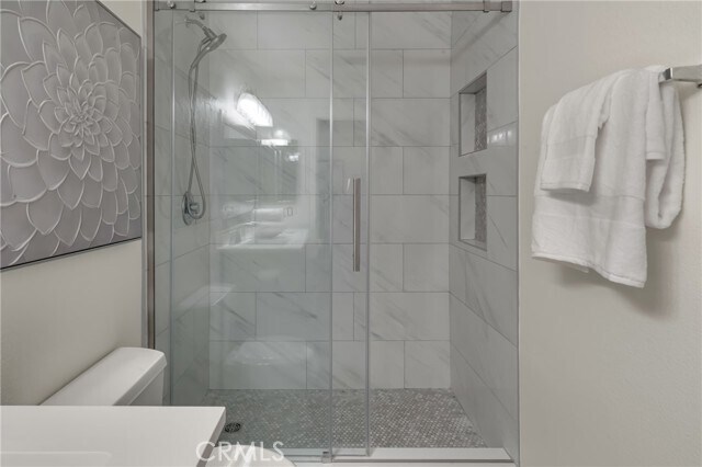 Building Photo - 5165 Pearblossom Dr