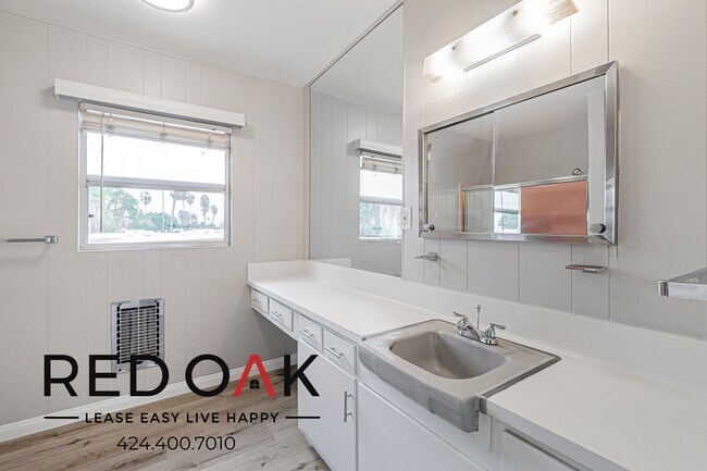 Building Photo - 4505 Santa Rosalia Dr