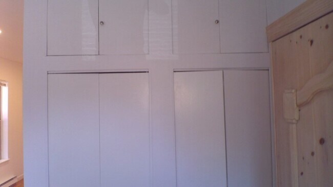 Building Photo - 11 Follen St