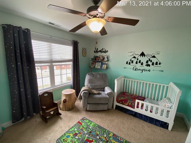 Building Photo - 118 Bolder Drive