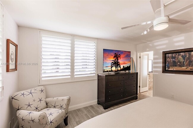 Building Photo - 1586 S Ocean Ln