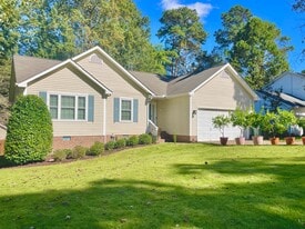 Building Photo - 107 W Acres Cres