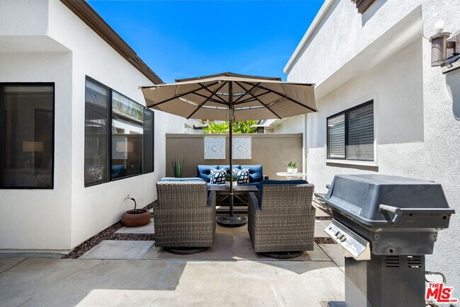 Building Photo - 54137 Oak-Hill