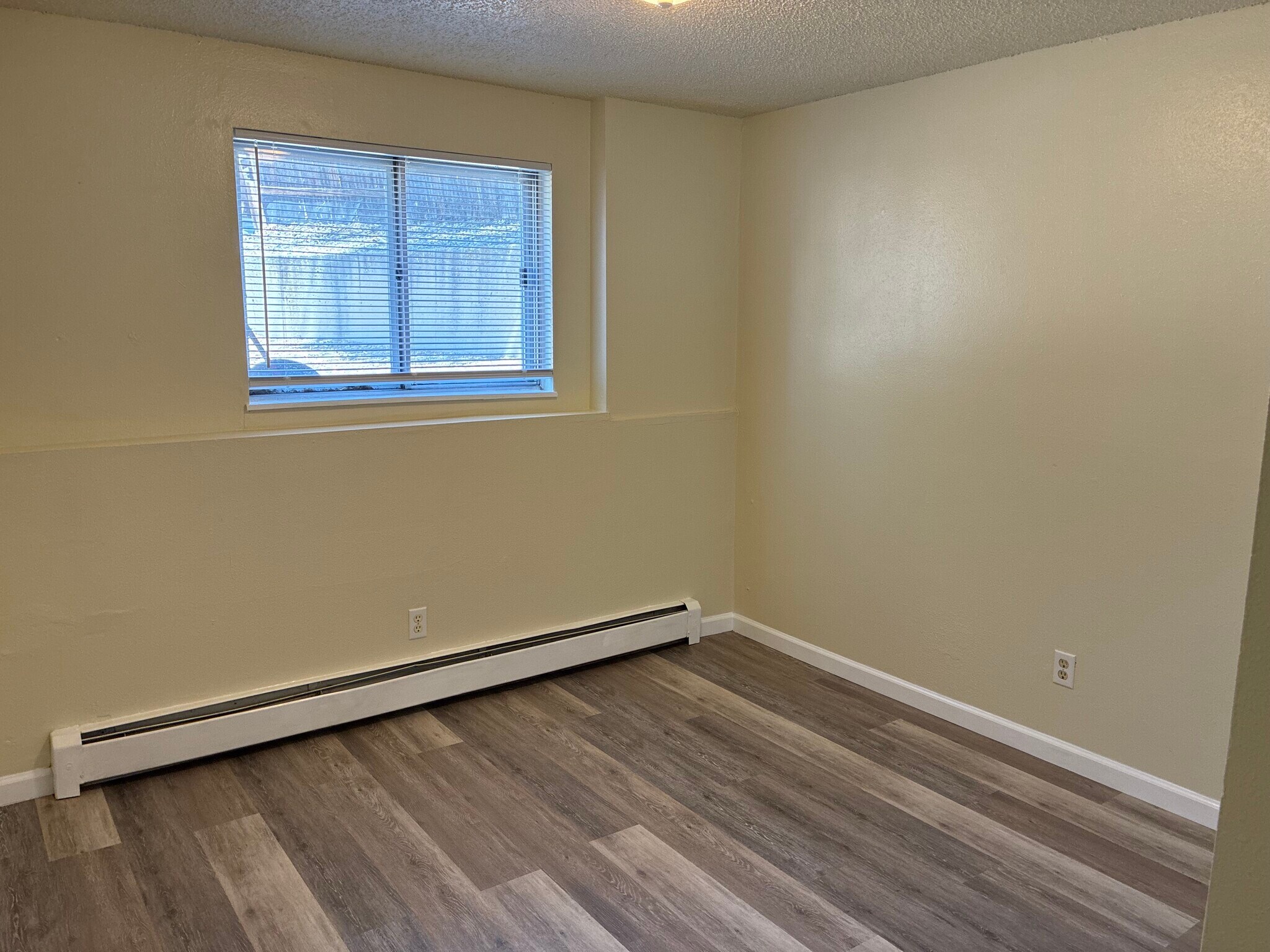 Bedroom 2 - 4710 Scenic Cir