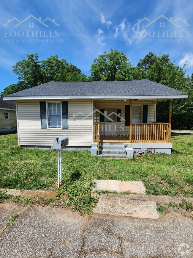 Building Photo - 2 Bedroom Home in Anderson – Pet Friendly!
