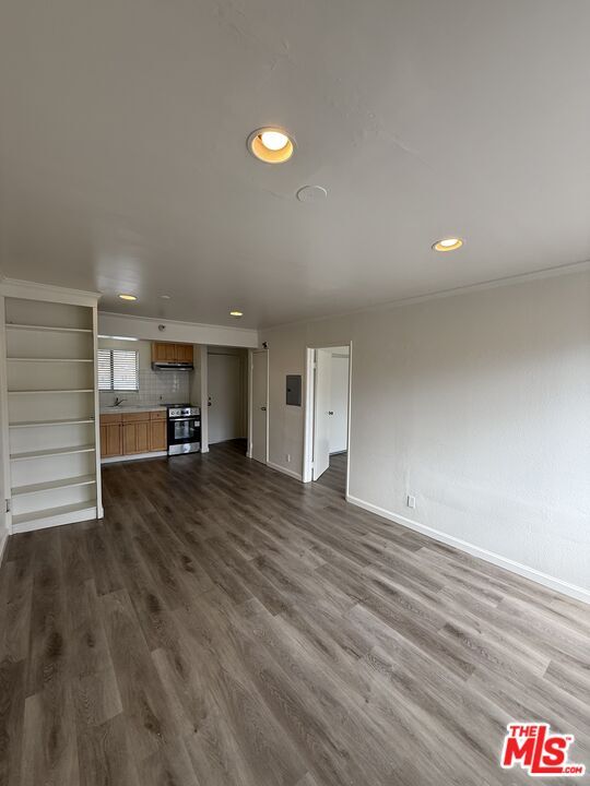 Building Photo - 1816 N Gramercy Pl