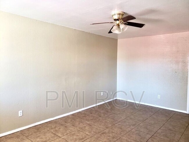 Building Photo - 1608 Norma Ln