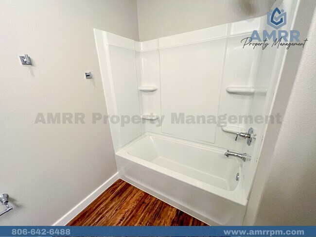 Building Photo - Beautiful 4 Bedroom Home