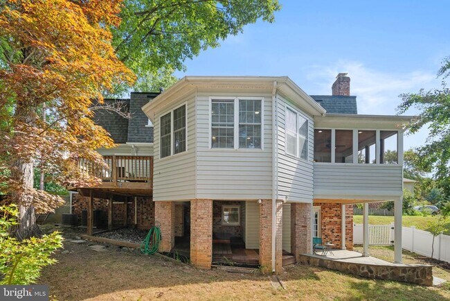 Building Photo - 10429 Headly Ct