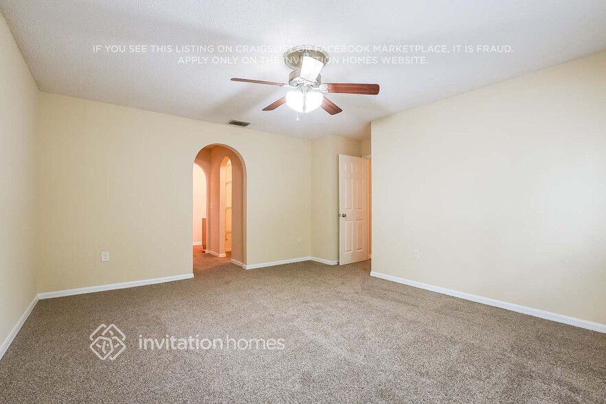 Building Photo - 3223 Scenic Woods Dr