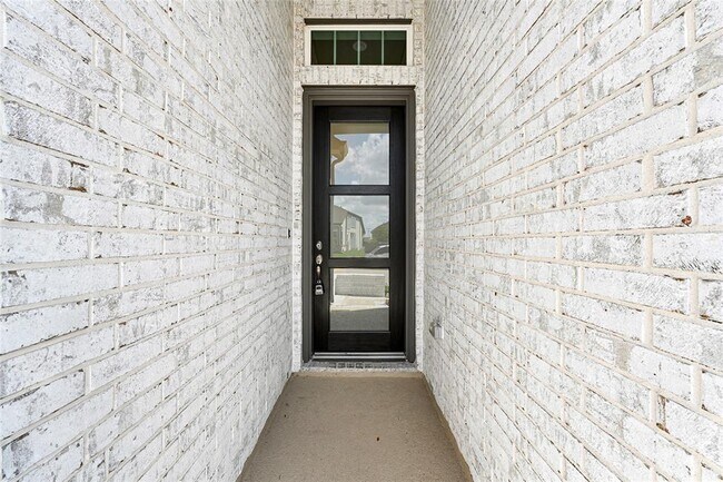 Building Photo - 21711 Meridian Duskywing Dr