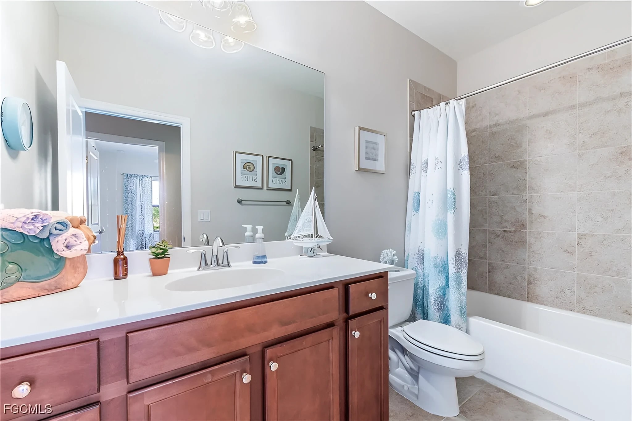 3rd Bathrom - 15851 Portofino Springs Blvd