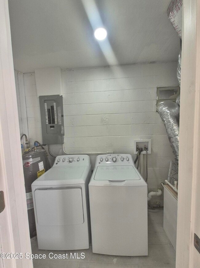 Building Photo - 58 Moore Ave