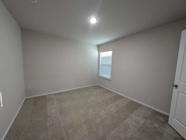 Building Photo - 1709 Foliage Dr