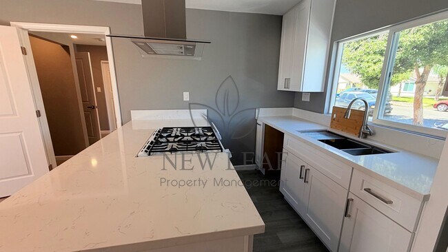 Building Photo - 17017 Holguin Ct