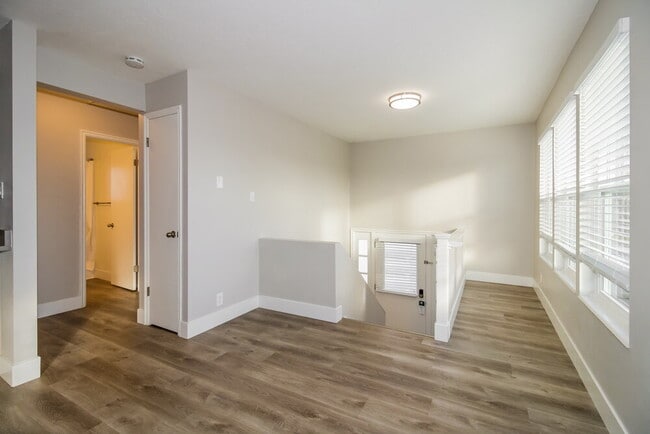 Building Photo - 4345 S 700 W