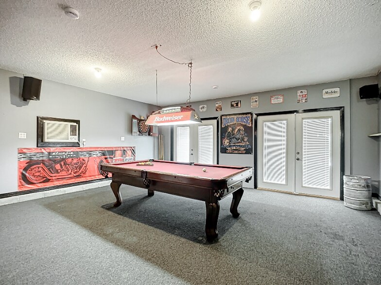 Building Photo - 2043 Eclipse Dr