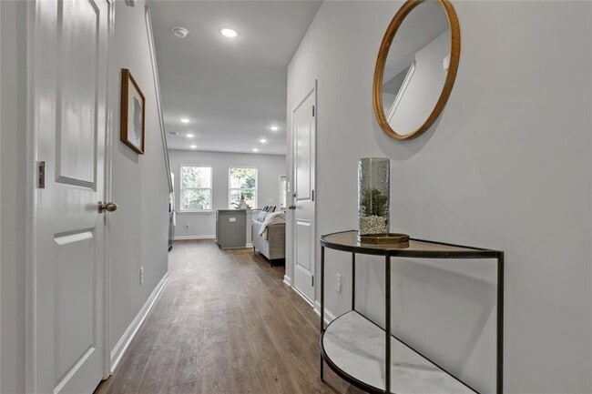 Building Photo - 138 Paper Mill Rd