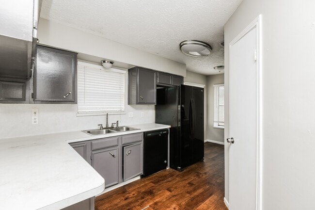 Building Photo - 2609 Elder Rd