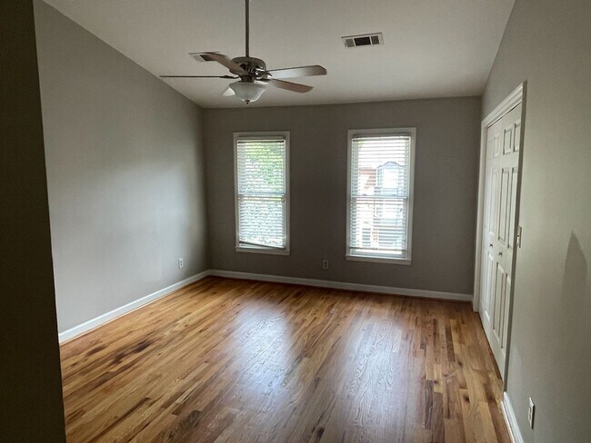 Building Photo - Candler Park Townhouse, Steps from Candler...