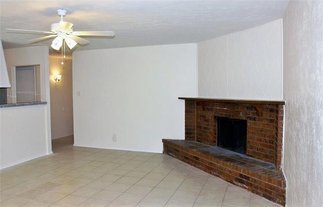 Building Photo - 1533 Santa Fe Trail
