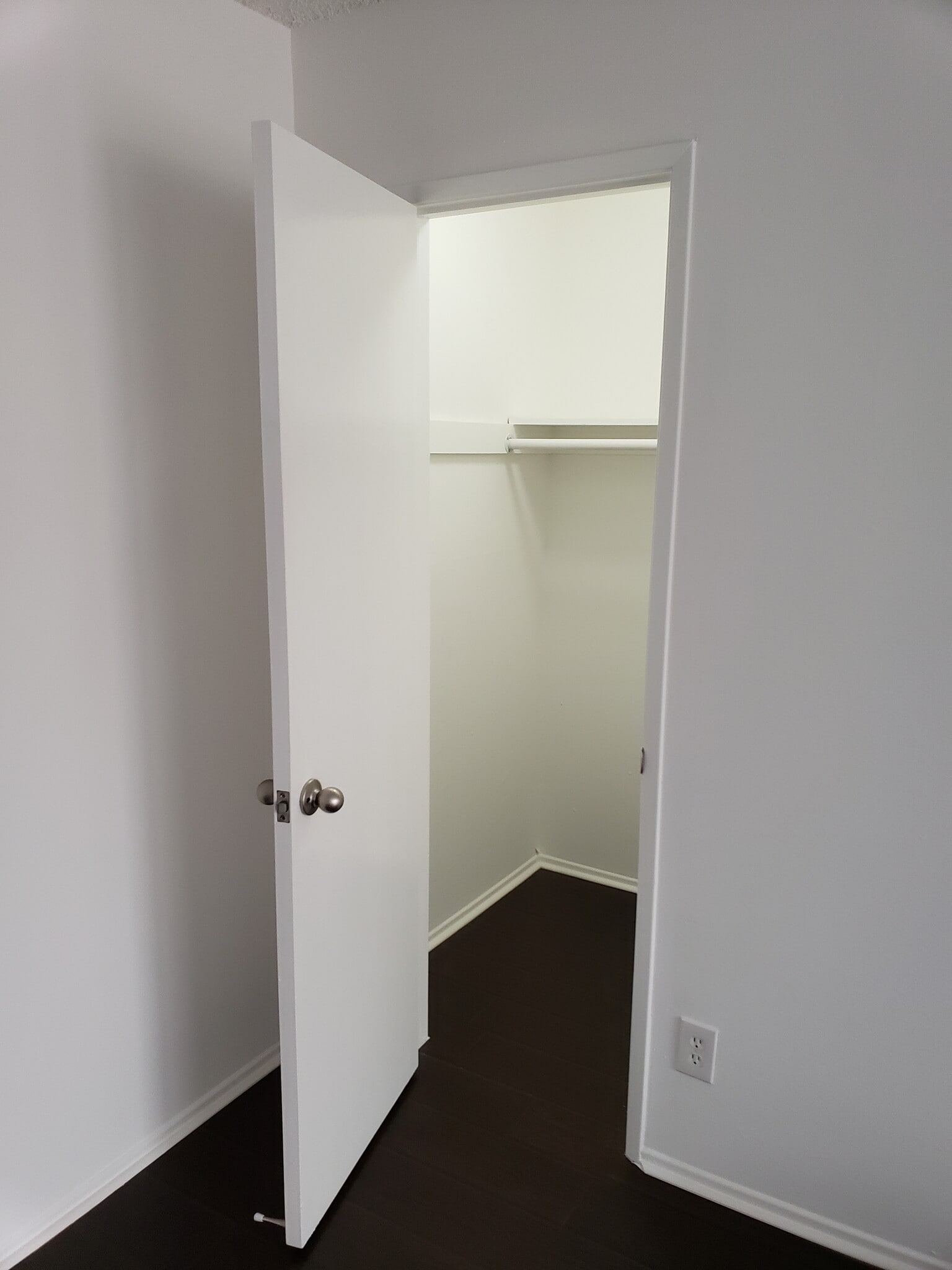 Entry Closet - 12333 Texas Ave