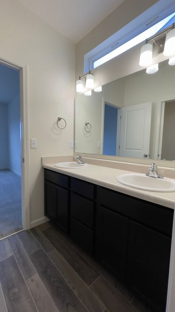 Building Photo - AVALON BLUFF......3 Bedroom 2 Bath