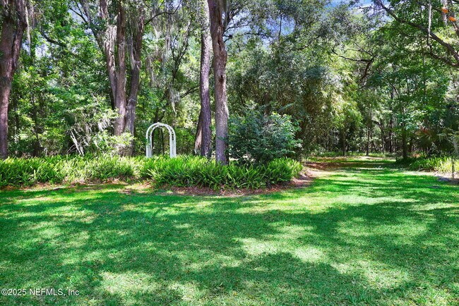 Building Photo - 526 Oakmont Dr