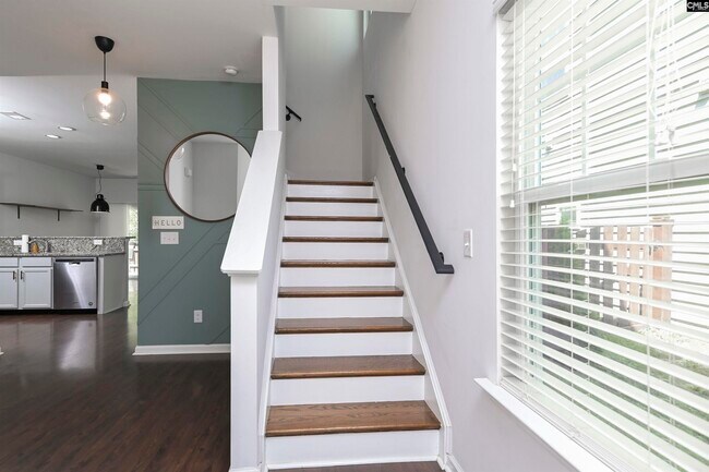 Building Photo - 834 Parnell Ct