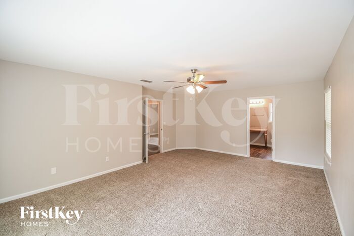 Building Photo - 11293 Martin Lakes Dr N