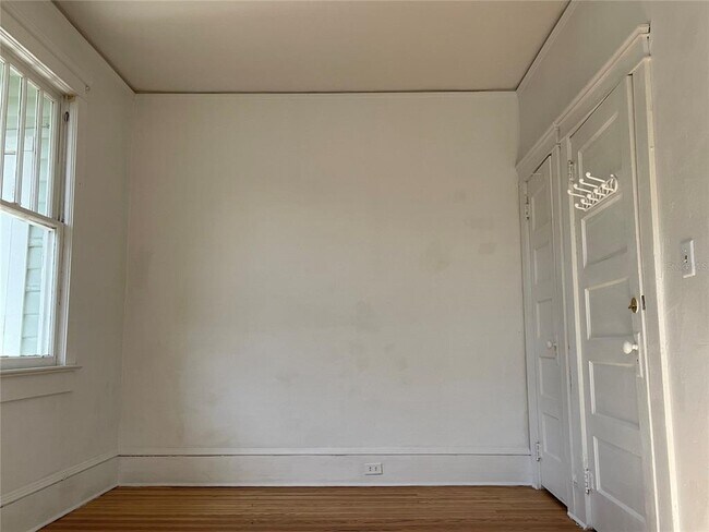 Building Photo - 506 Ora St