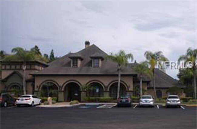 Building Photo - The Preserve @ Temple Terrace - 1 bed/1 bath, 3rd floor condo