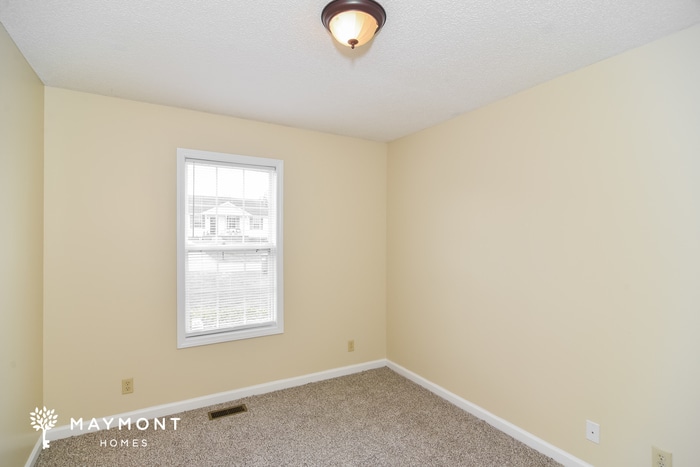 Building Photo - 129 Monarch Ln