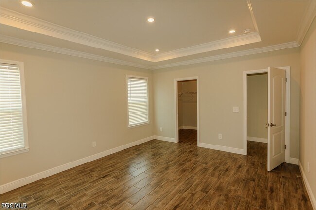 Building Photo - 8792 Cascade Price Cir