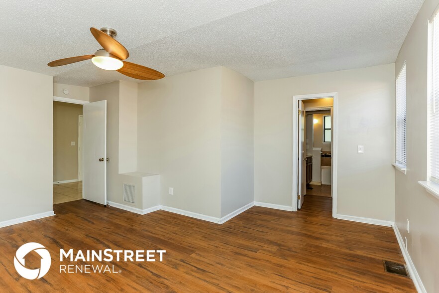 Building Photo - 2423 Gayland Rd