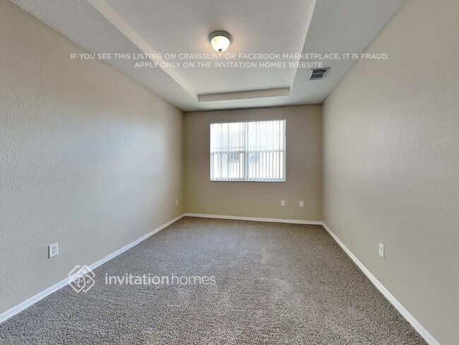 Building Photo - 11885 SW 152nd Pl