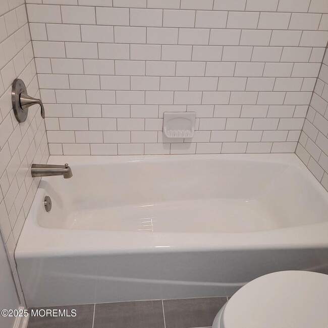 Building Photo - 373 Yorkshire Pl