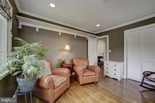 Building Photo - 311 Timberwood Ave
