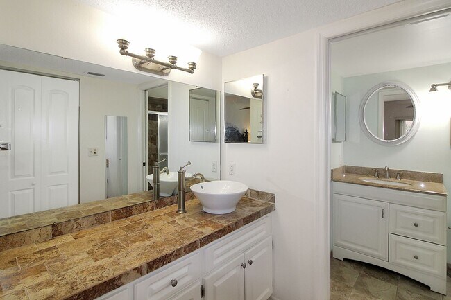 Building Photo - Plantation Golf and Country Club Annual Villa for Rent