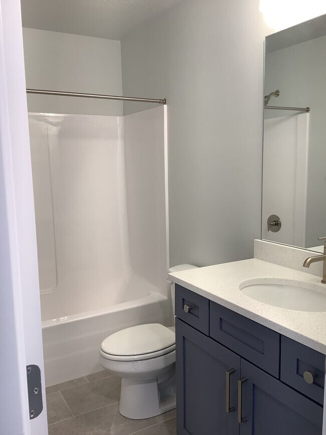 Building Photo - MAKE YOUR FIRST RENT PAYMENT UNTIL 2026-New Construction Townhome Located in Prime Saratoga Sprin...