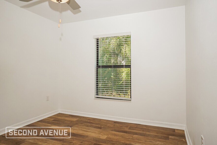 Building Photo - 4066 Chamrade Rd