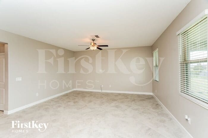 Building Photo - 9660 Ivory Dr
