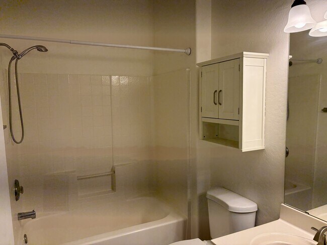 Building Photo - 455 S Mesa Dr