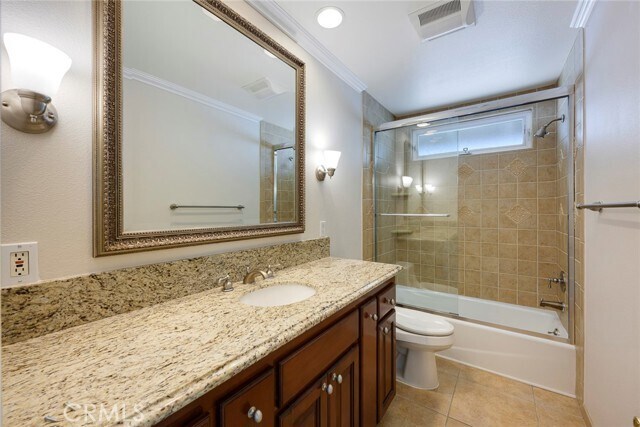 Building Photo - 5921 Country View Dr