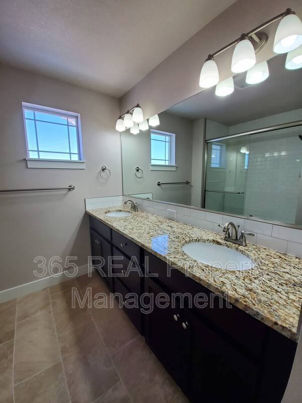 Building Photo - 1721 Westward Cir