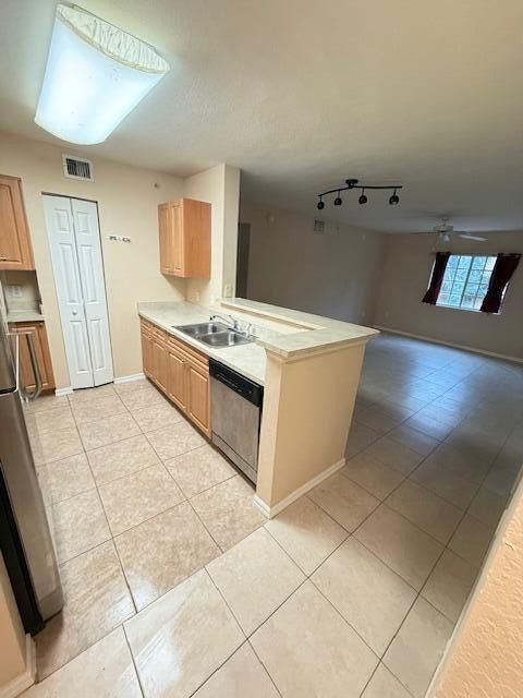 Building Photo - 6768 Heritage Grande