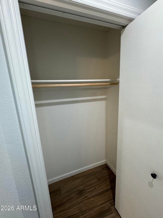 Building Photo - 905 N Beeline Hwy