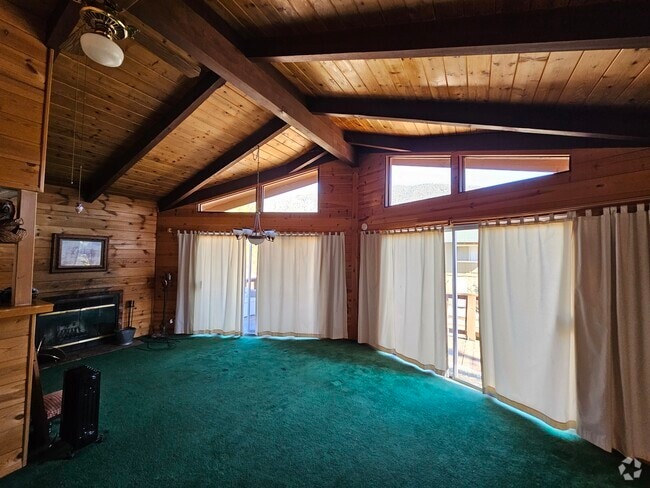 Building Photo - 2321 Cypress Way